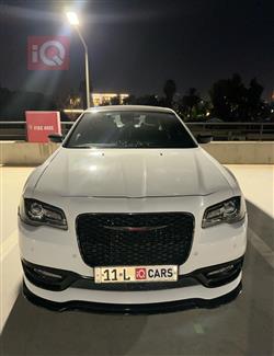 كرايسلر 300